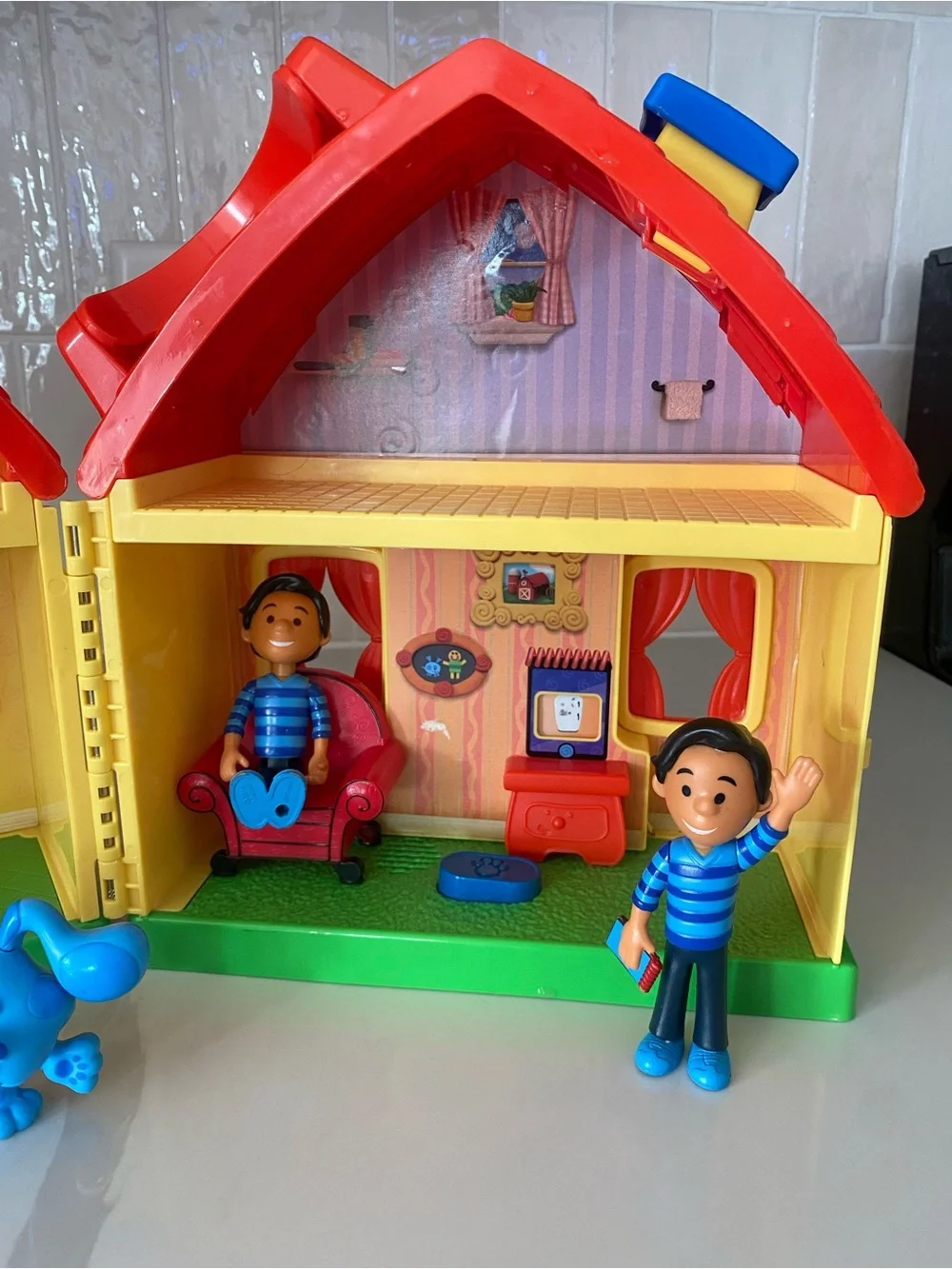 Just Play Blue's Clues & You! Blue's House Playset w/ figurines. Works w/ sound